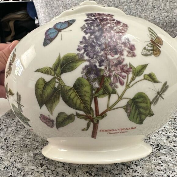 Portmeirion Botanic Garden Teapot with Lid  Floral and butterfly Motiff Spring - Picture 5 of 9